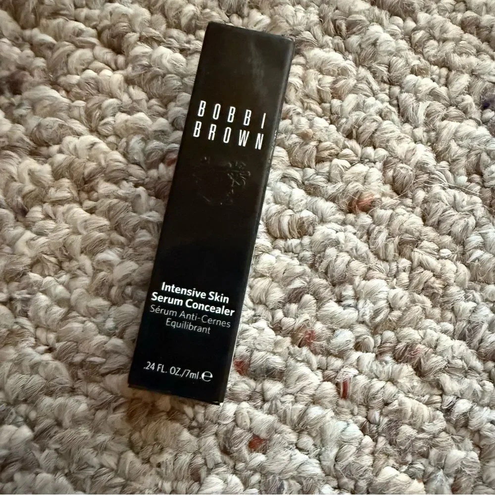 NEW Bobbi Brown Intensive Skin Serum Concealer, Full Size-Warm Neutral 10